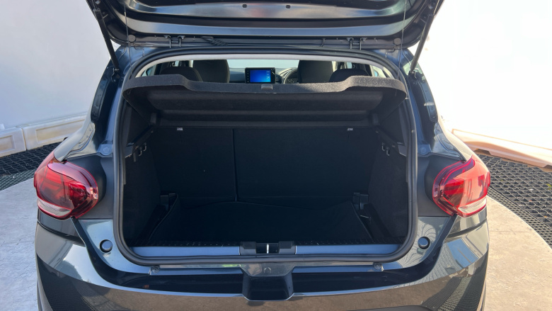 Dacia Sandero Stepway 1.0 TCe Prestige 5dr Petrol Hatchback